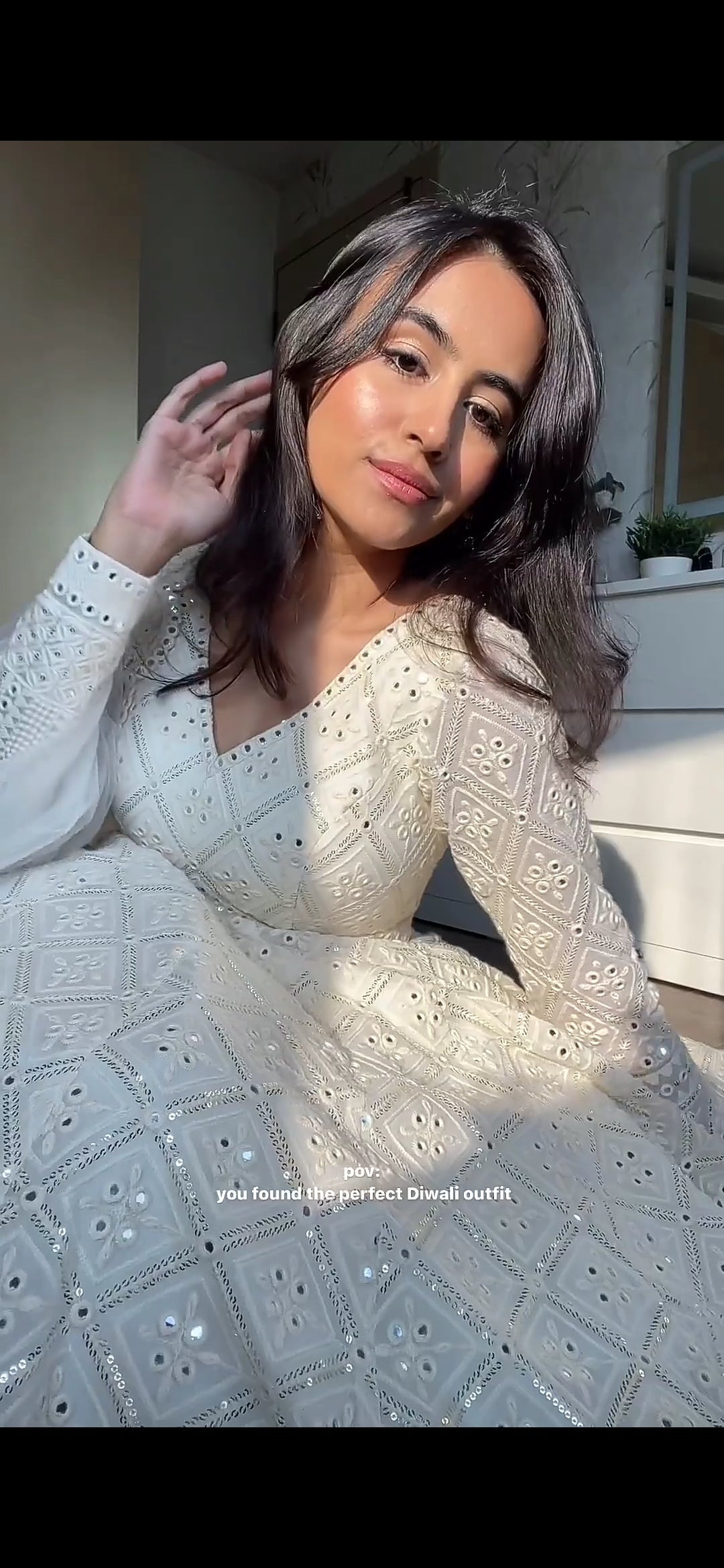 KESHVI WHITE EMBROIDERED GEORGETTE ANARKALI SUIT SET