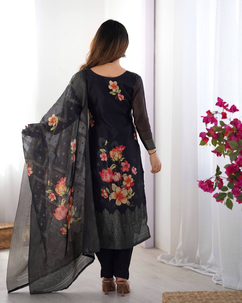 Chanderi Noir Bloom Digital Print Set