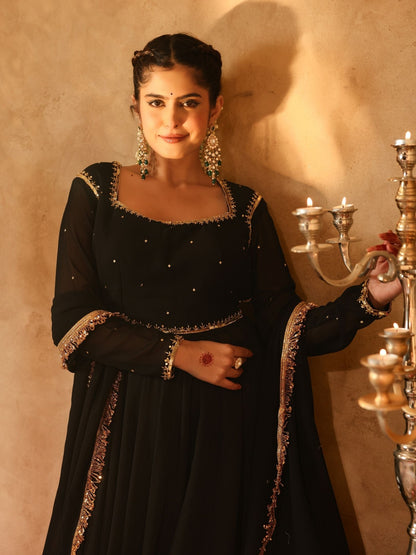 Shahzaadi Black Hand Embroidered Anarkali Suit Set
