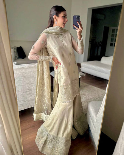 Sheher-e-Saaz Threads of Tradition in a Modern Party Wear Spacial Sharara Set