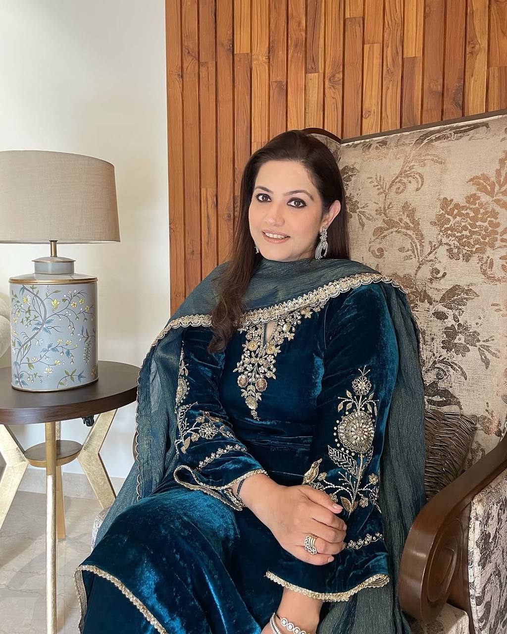 Riana Midnight Opulence Velvet Embroidered Kurta Set