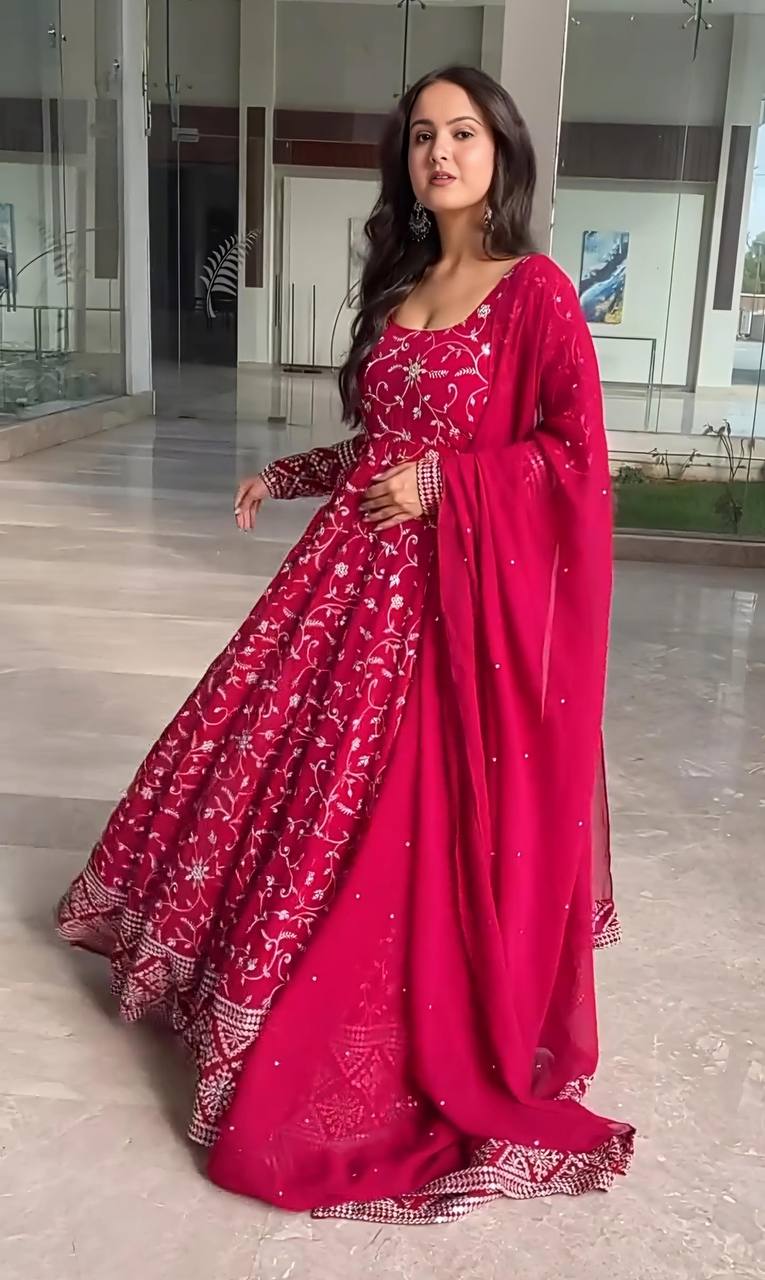 Zareen Ziya Anarkali Ensemble