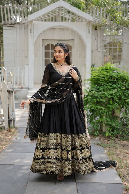 Royal Glow Embroidery Black Suit