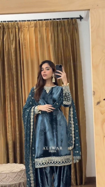 Riara’s Velvet Muse Embroidered Set