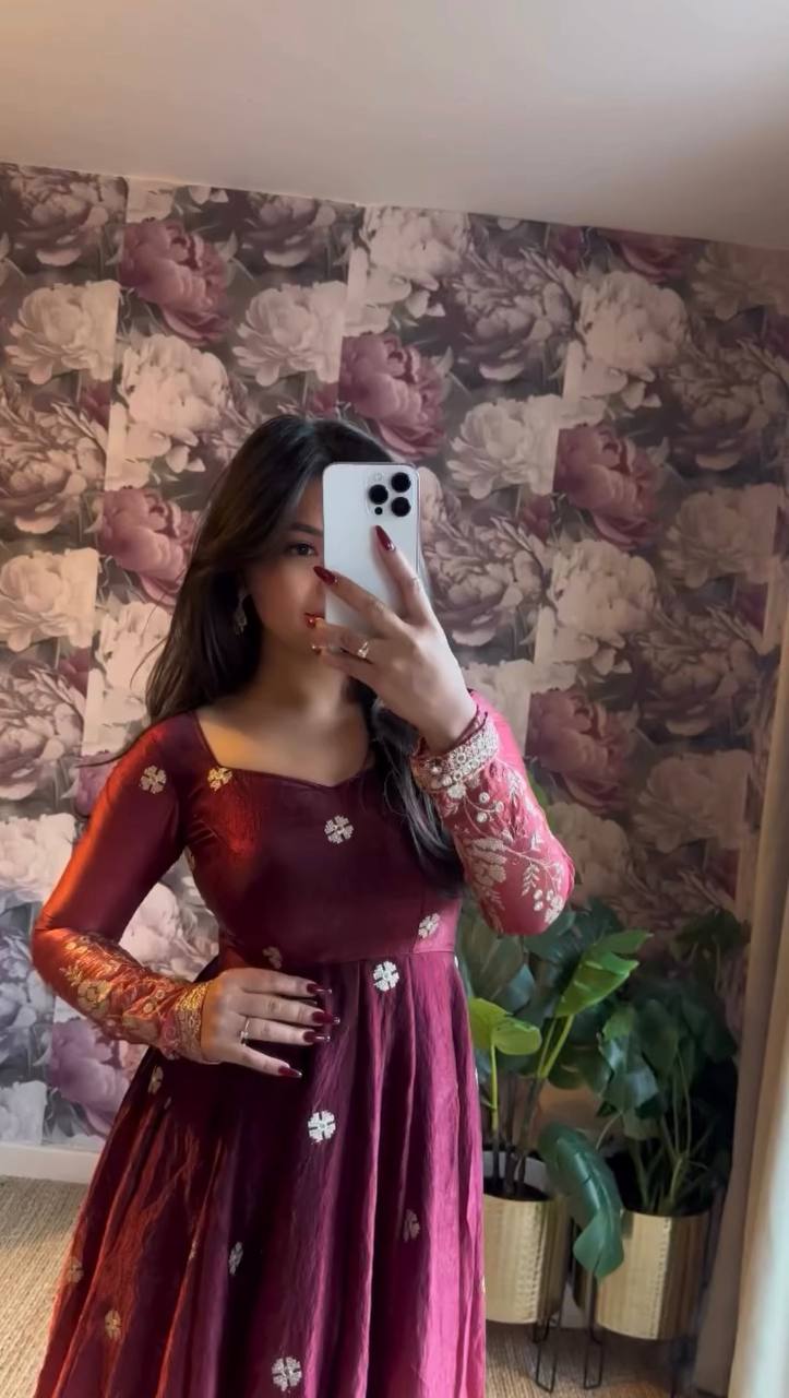 Twin Tone Grace Anarkali Set