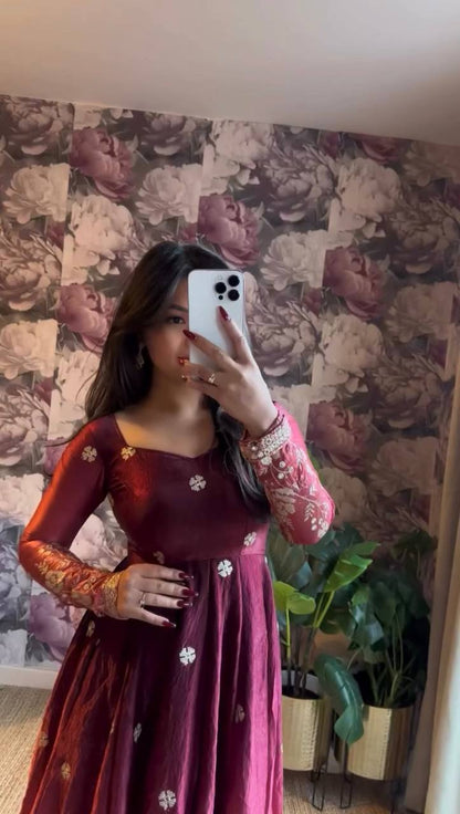 Twin Tone Grace Anarkali Set