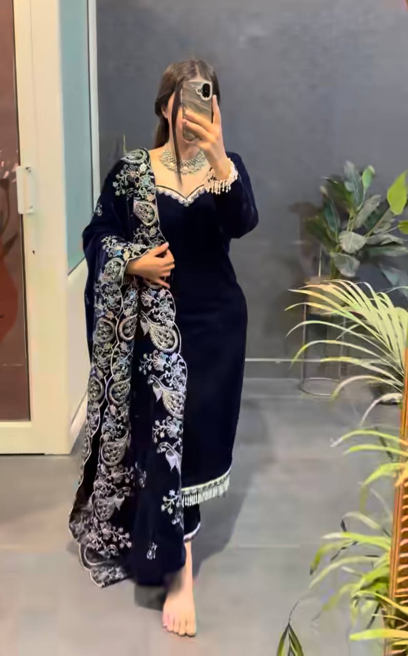 Liyana’s Velvet Muse Deep Navy Embroidered Suit