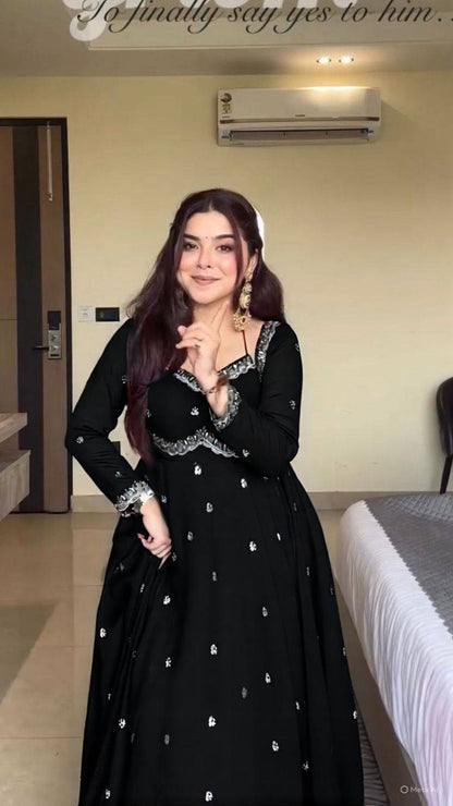 Neha Red Classic Anarkali Suit Set