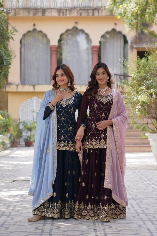 Regal Duo In Twin Beauties in Tradition