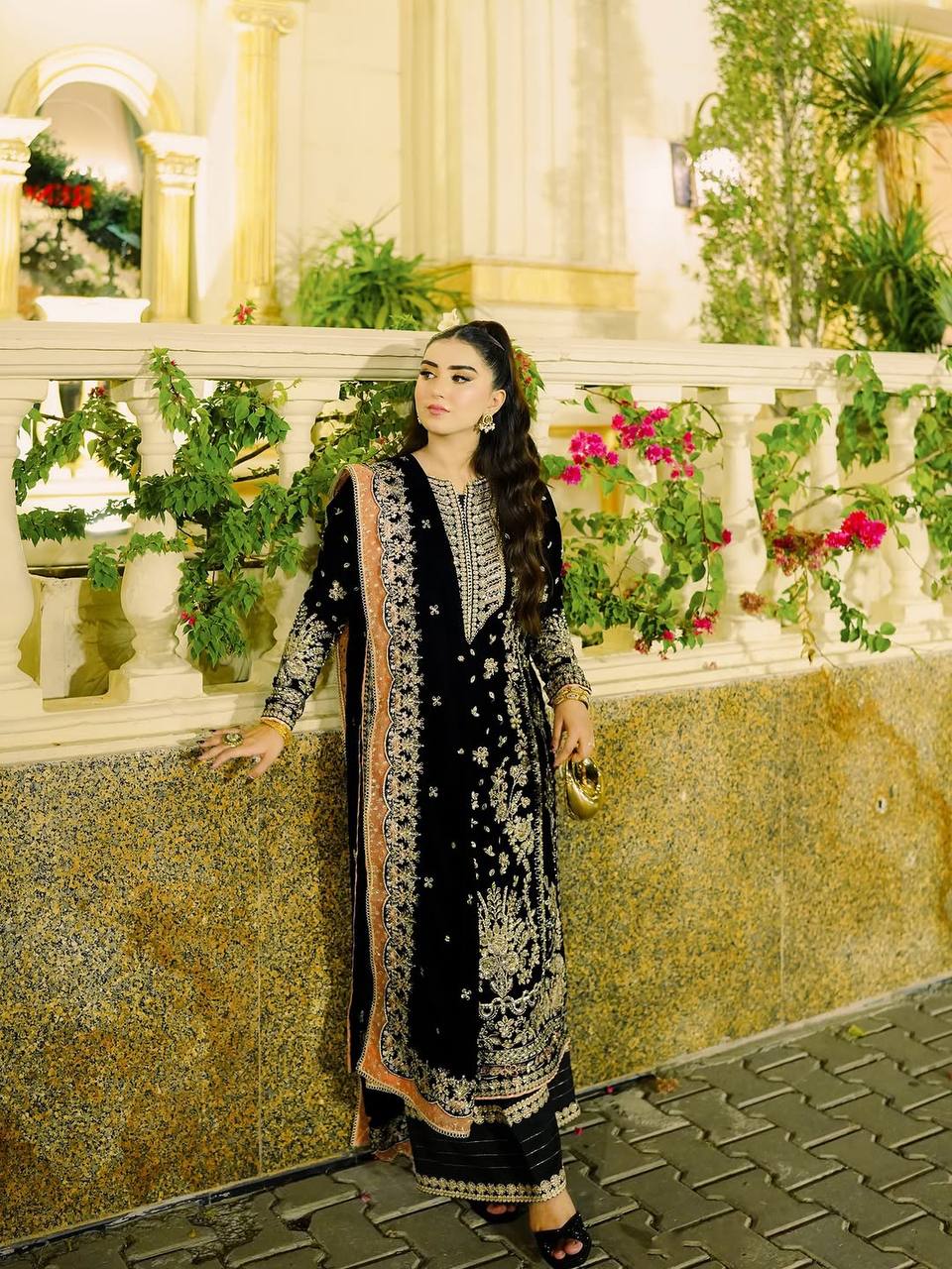 Riyaara Premium Velvet Zari Embroidered Suit Set