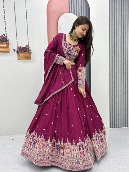 Zahira Royale Ensemble Vichitra Lahenga Choli