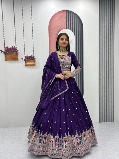 Zahira Royale Ensemble Vichitra Lahenga Choli