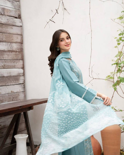 Elegant Sky Blue Embroidered Kurta Set Minimalist Summer Look