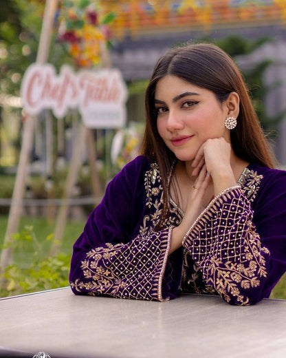 Hoorain Velvet Classic Suit Set