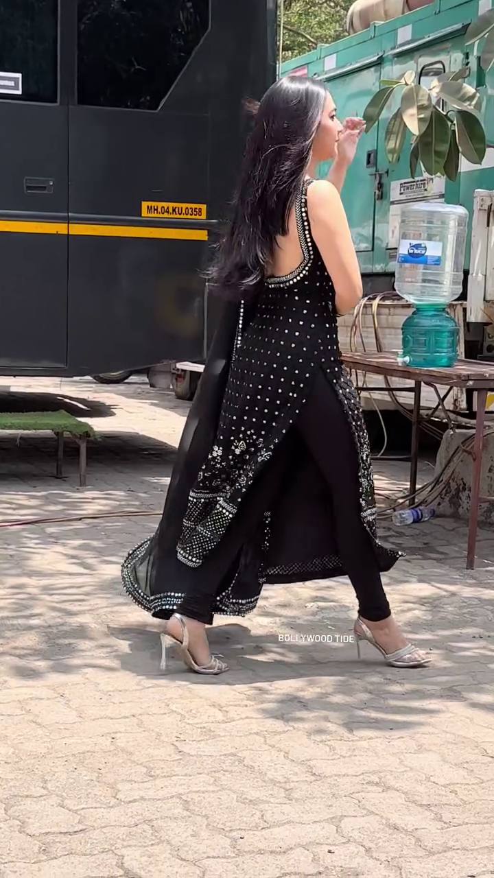 Reem's Regal Black Suit Set