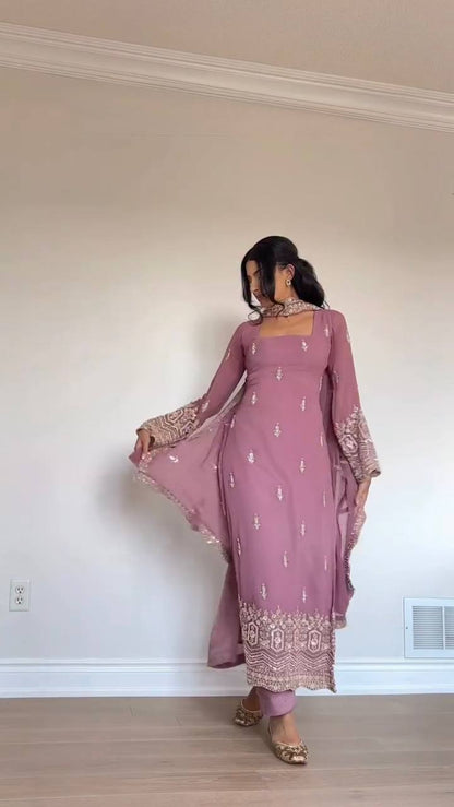 Simran Grace Suit Set