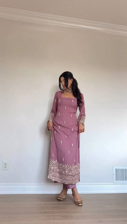 Simran Grace Suit Set