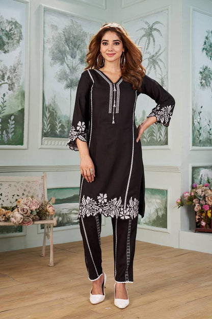 Noir Bloom Running Wear Embroidered Co-Ord Set