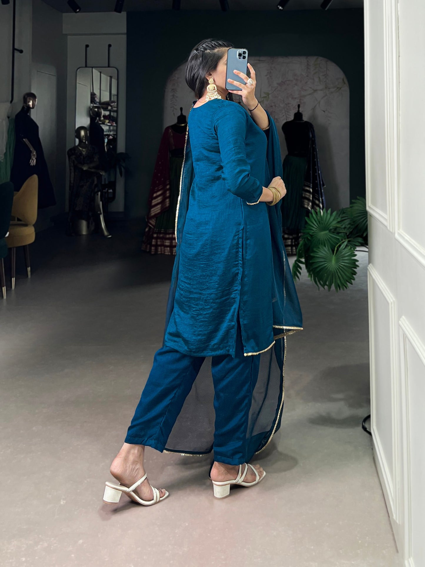 Noor-e-Teal Radiance Vichitra Silk Golden Borders Suit