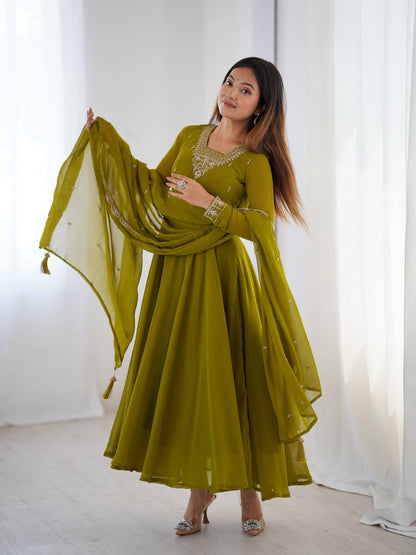 Misha Graceful & Colourfull Comfort And Stylish Anarkali