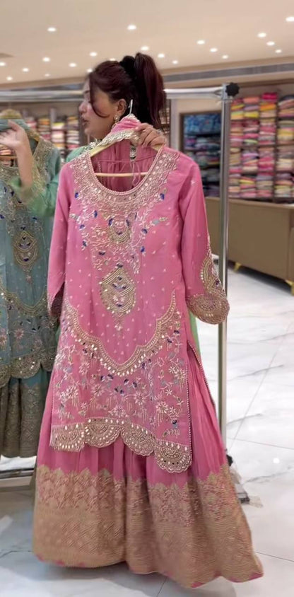 Zarqa-e-Noor Heavy Embroidered Suit Set