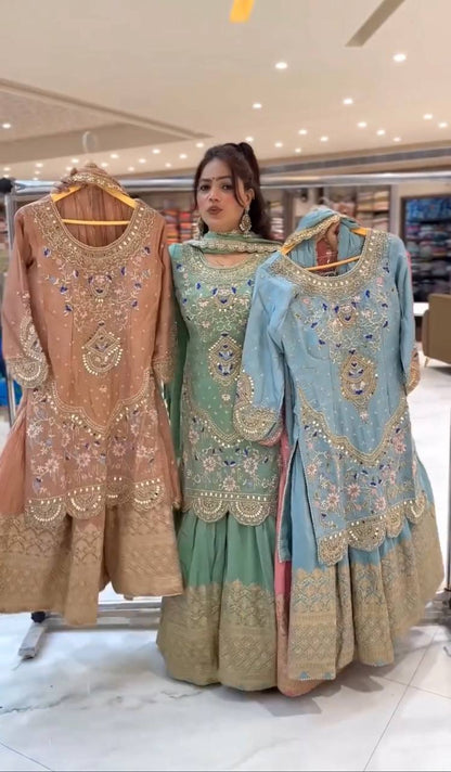 Zarqa-e-Noor Heavy Embroidered Suit Set