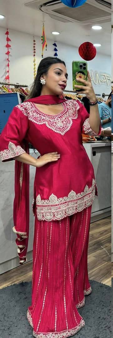 Mirror Muse Dual Hue Sharara Glam