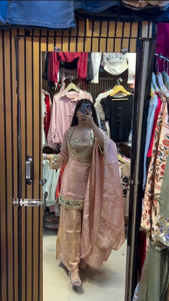 Blush Pink Mirror Magic Traditional Elegance with Modern Vibes