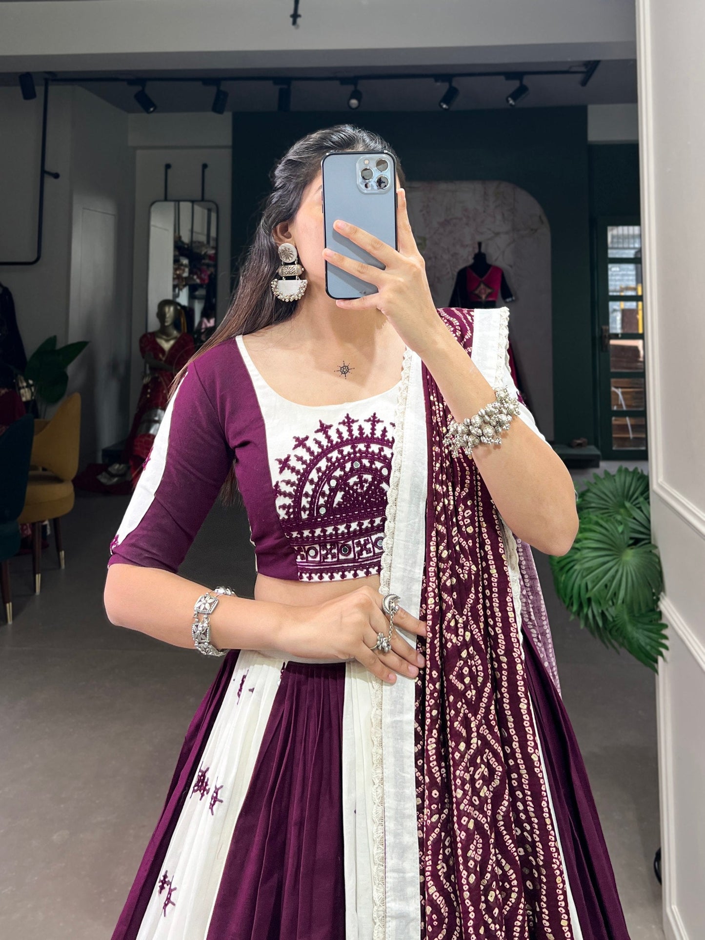 Raag Rasiya: Sacred Threads of Festive Grace