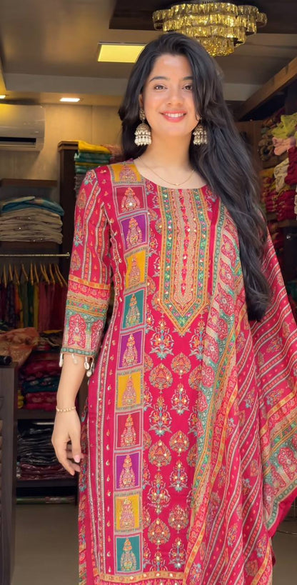 Vrunda Real Hand Mirror Work Kurta Set