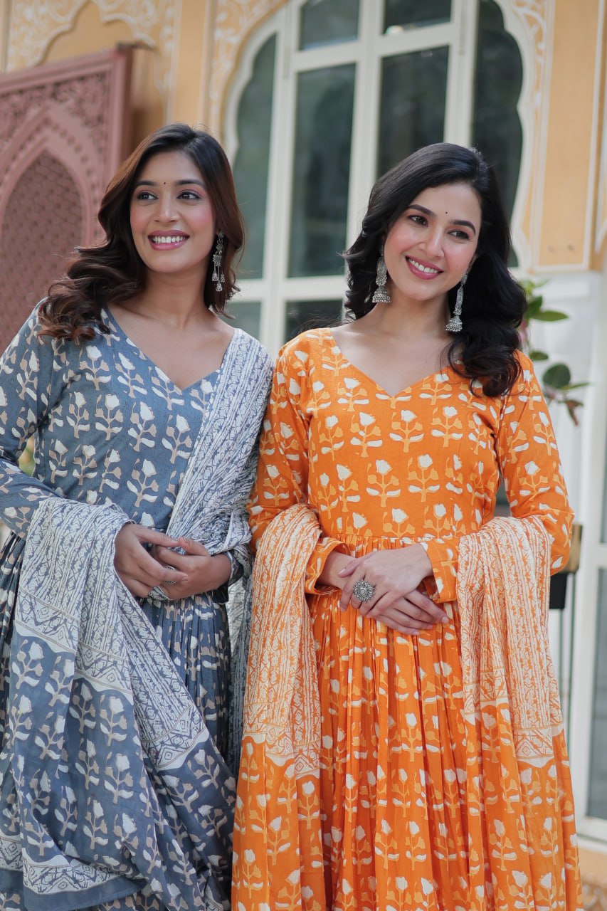 Nivya Twins Aura of Tradition Pure Cotton Gown