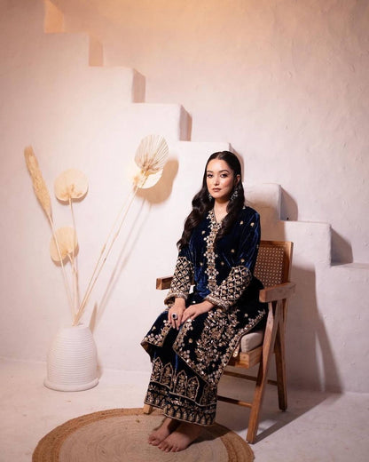 Afsara Velvet Signature Embroidered Kurti Plazzo Set