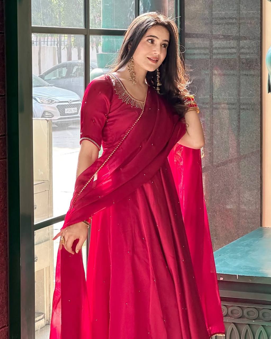 Sayra Red Fendy Silk Graceful Val Moti work Anarkali