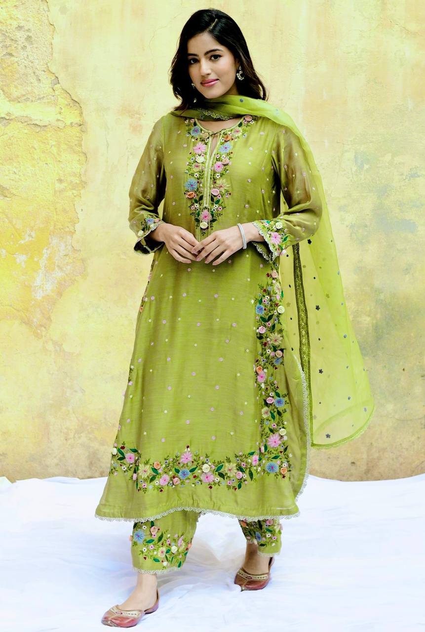 Sanvi Designer Party Wear Fency  Suit