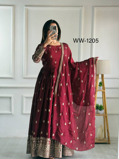 Mehr-e-Gul Traditional Maroon Gown