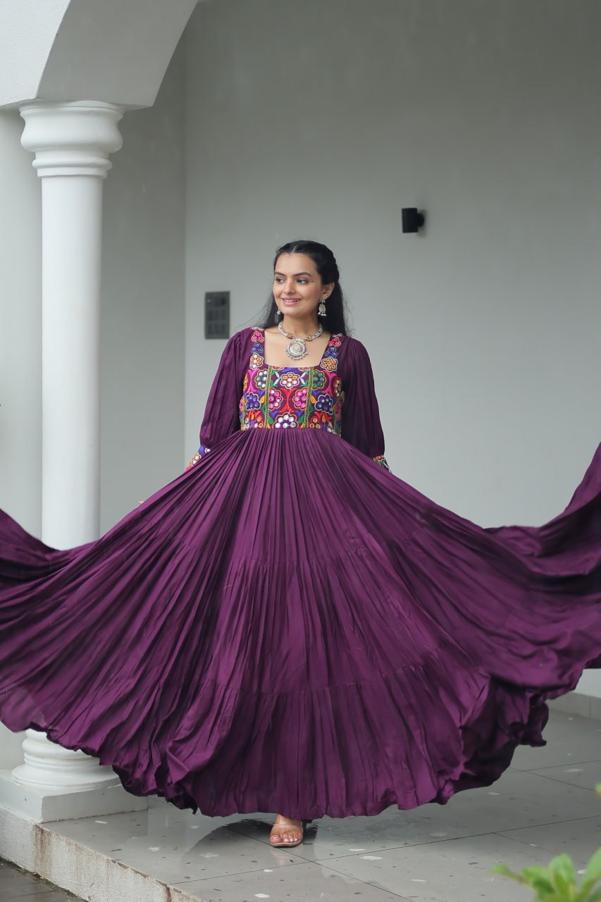 Reyon Kutchi Gamthi Tiered Flair Anarkali Gown