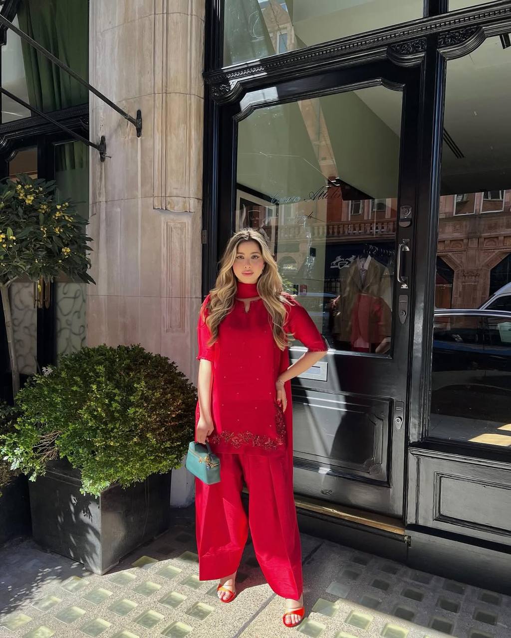 Midnight Elegance Thread Embroidery Farshi Shalwar Set