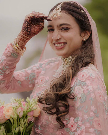 Looking some one for this same colour beautiful Designer Saree