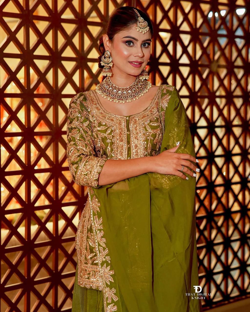 Zari Zewar Sharara –Drape of Dreams and Gold