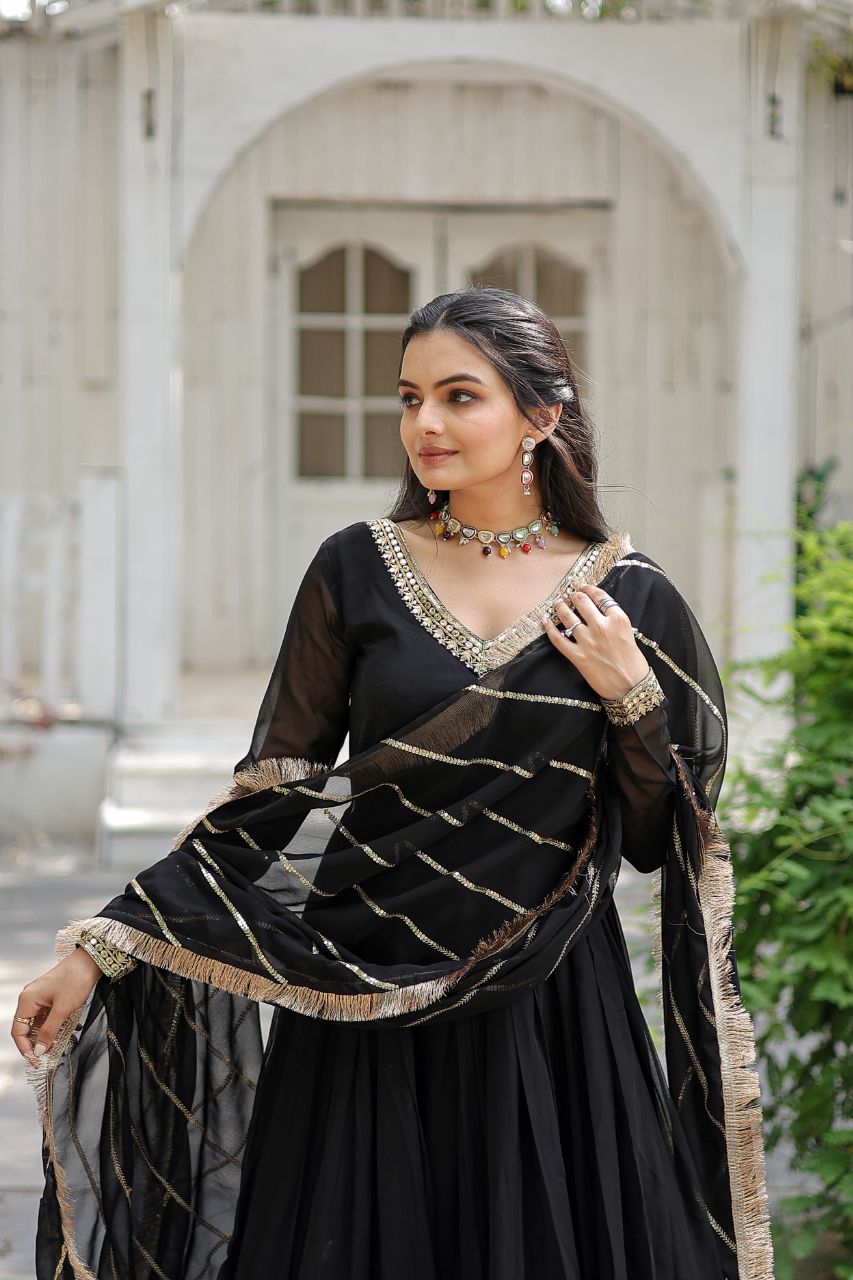 Royal Glow Embroidery Black Suit