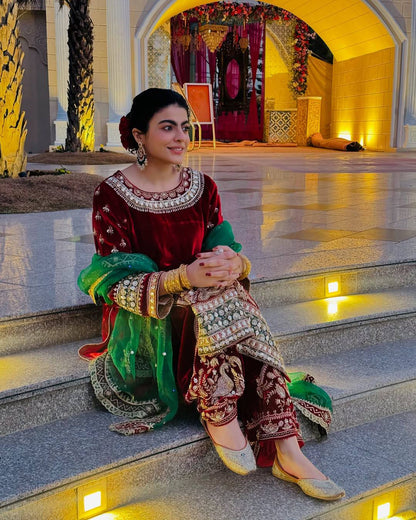 Noir Luxe Embroidered Velvet Set